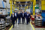 Поезда для ВСМ «Москва – Петербург»: федеральная делегация оценила модернизацию завода в Верхней Пышме