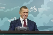 Трутнев: зеленый свет мосту на Сахалин даст только президент