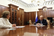 Россия готовится к сезону гриппа: Попова рассказала президенту, что изменилось в системе защиты от эпидемий