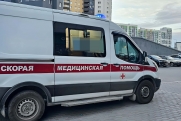 В Новосибирске шлагбаум заблокировал проезд скорой к ребенку с нарушением дыхания