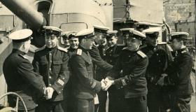 Опубликованы уникальные фото: как Владивосток встречал День Победы в 1945 году