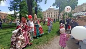 В Петербурге празднуют День города: фоторепортаж