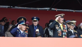 Торжественный марш, водный парад и авиашоу: День Победы в Нижнем Новгороде