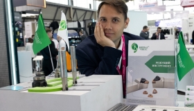 Инженеры, переговорщики и стратеги: мужская энергия «Иннопрома-2026»