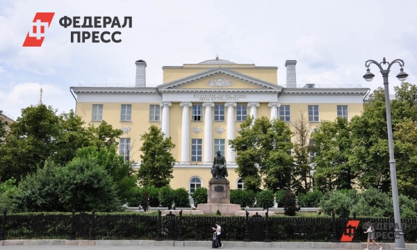 Ленинградский проспект 17 международный университет. Ломоносова，мгу. Ломоносова. Мму москва. Ломоносова.