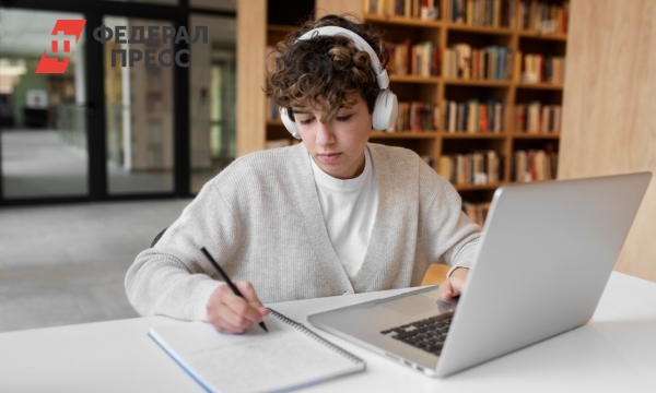 Эксперт назвал три главных правила для успешного написания реферата ...