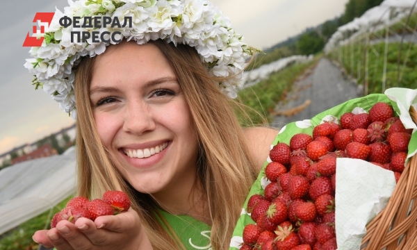 Гастроэнтеролог раскрыла, как есть землянику с максимальной пользой ...