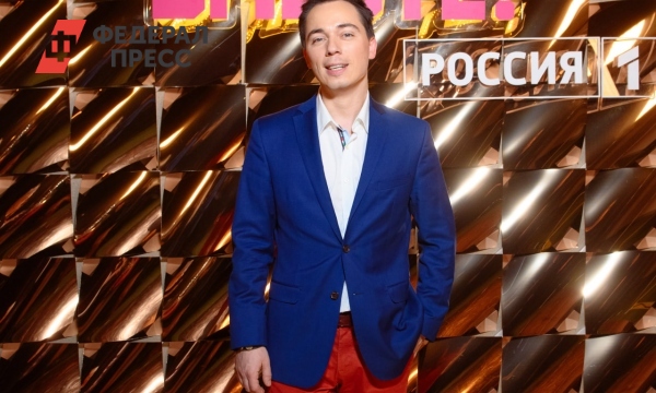 Таблица дмитрий ионыч старцев. Старцев образ. Ионыч чехов екатерина ивановна. Старцев образ. Чехов ионыч старцев.