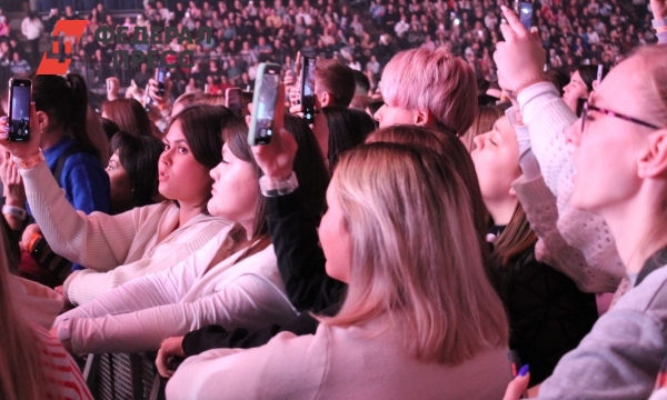 Россияне назвали песни, отражающие настроение года