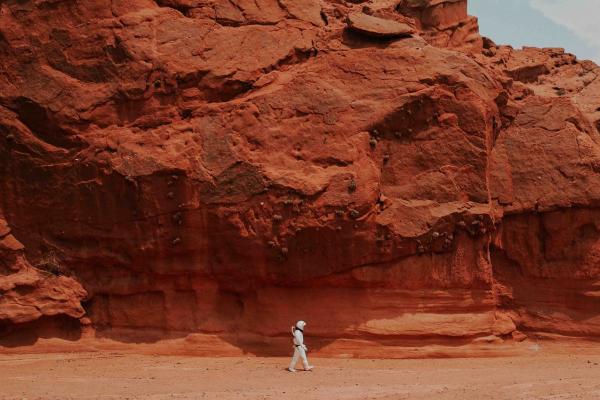 Куда делась вода на Марсе: новая теория ученых | Москва | ФедералПресс