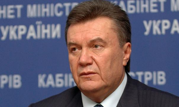 Разбитый Янукович не может подняться с кровати