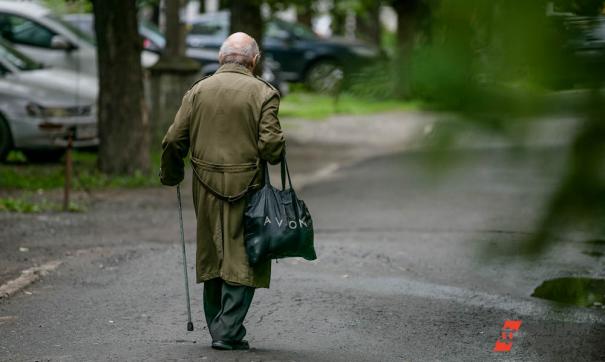 «Если кто-то желает взорвать страну, то поднятие пенсионного возраста до 70 лет как раз для этого подходит»