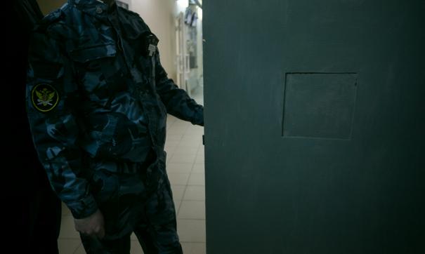 Сотрудник свердловской исправительной колонии пойдет под суд за передачу телефонов заключенному
