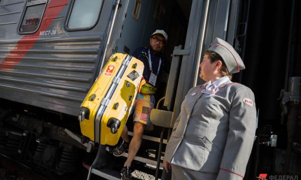 чего не хватает в поездах. 701785fc7702fa162848f4f436c9fe9a. чего не хватает в поездах фото. чего не хватает в поездах-701785fc7702fa162848f4f436c9fe9a. картинка чего не хватает в поездах. картинка 701785fc7702fa162848f4f436c9fe9a. Специалисты сервиса для планирования путешествий OneTwoTrip выяснили, каких предметов и услуг россиянам не хватает в поездах. Результаты опроса есть в распоряжении RT.