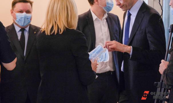 Большинство бизнесменов позаботились лишь о себе и своих карманах