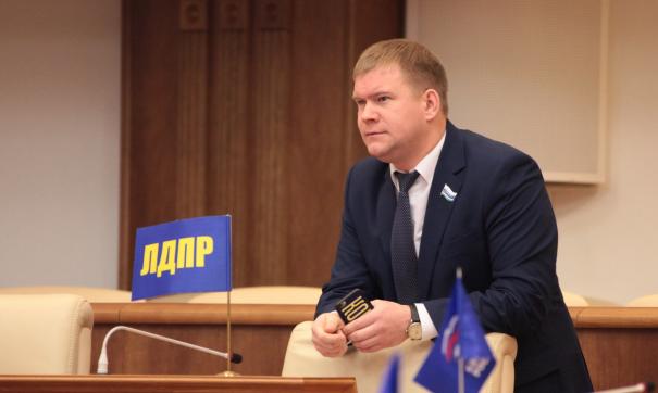 Свердловский депутат ЛДПР подозревается в убийстве по неосторожности