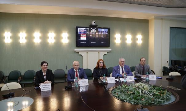 Неоиндустриальное развитие России обсудили эксперты II Уральского экономического форума