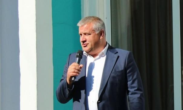 Дмитрий Гатов является действующим главой Коркино