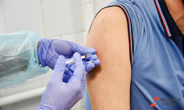 Для переболевших коронавирусом назвали лучшее время для вакцинации