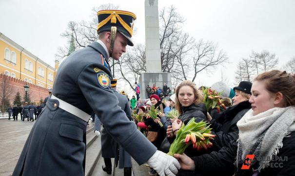 8 марта