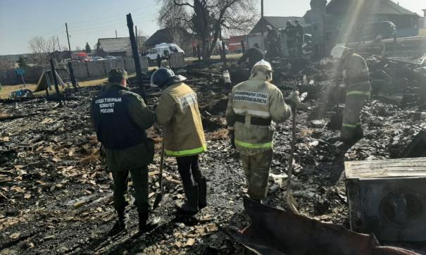 На Среднем Урале назвали возможные причины пожара с пятью погибшими