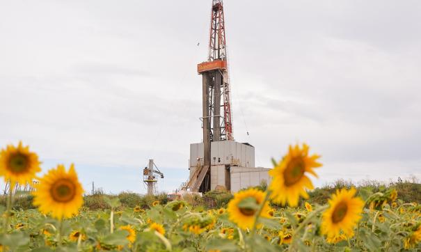 Социум сегодня хочет более чистых источников энергии, это нормально.И компании должны серьезно отнестись к этим изменениям