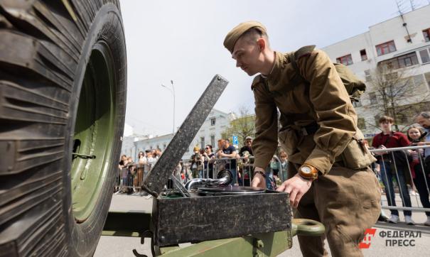 Праздник завершится салютом в 22 часа