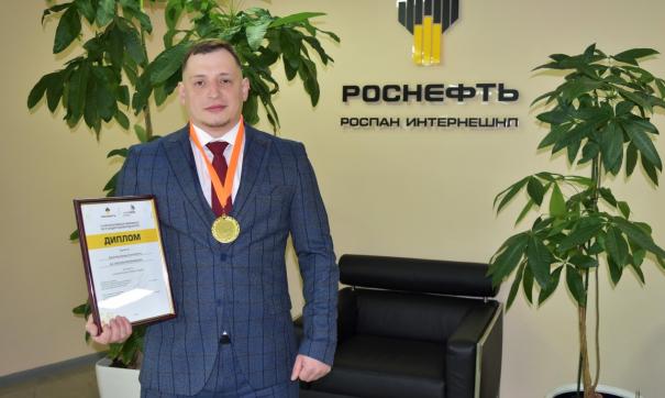 Артур Булатов