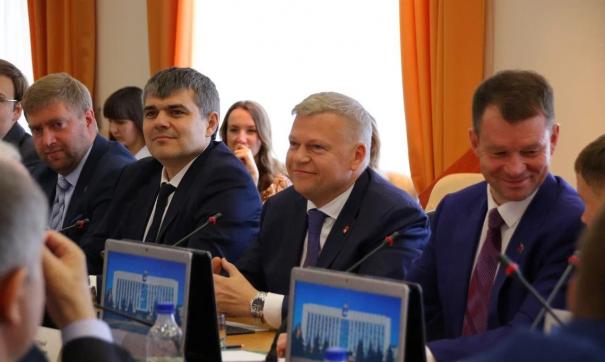 Такие соглашения сближают не только городские администрации, но и жителей, считает Кухарук