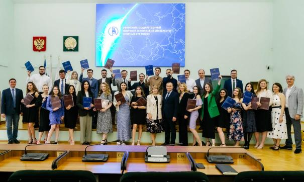 После успешных стажировок большинство студентов остаются работать, не дожидаясь окончания вуза