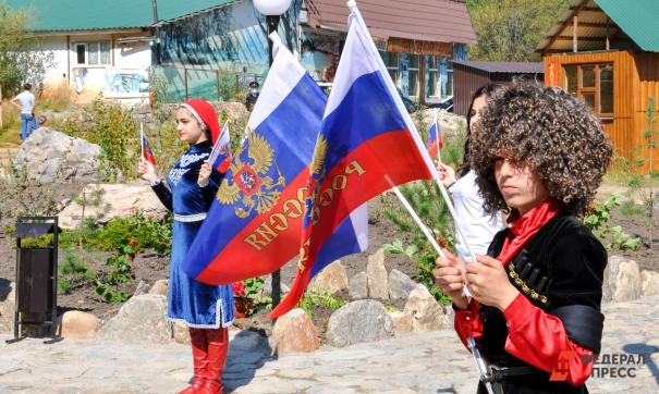 Ребят познакомят со знаковыми местами России, историей и традициями
