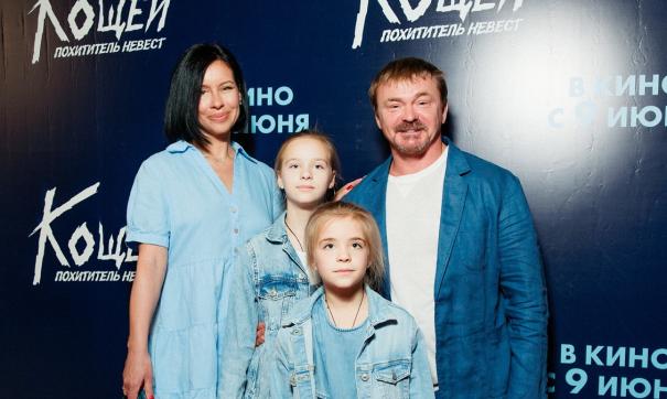 Владимир Сычев с семьей
