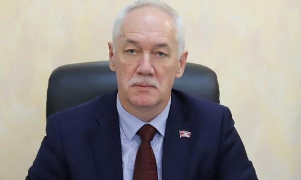 Председатель Думы Владивостока поздравил женщин с 8 марта