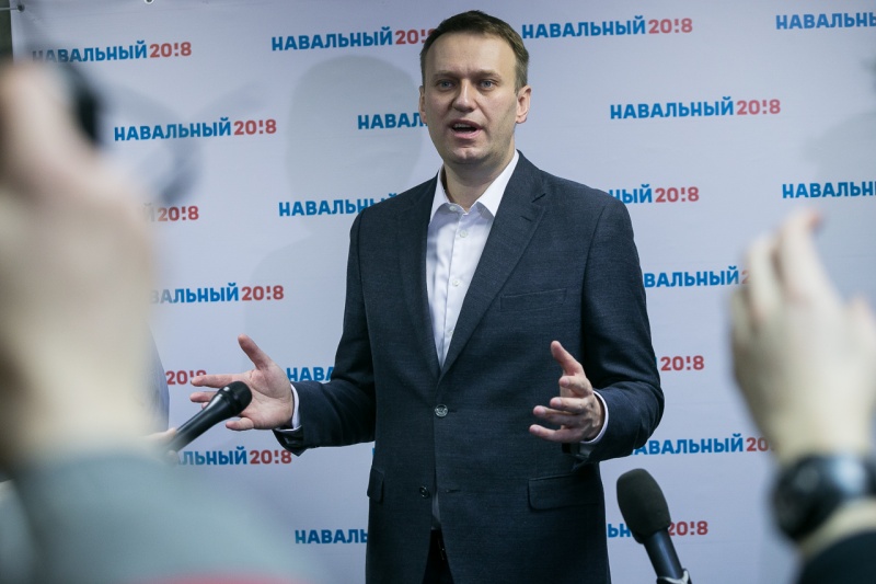 Суд продлил на год испытательный срок Алексею Навальному