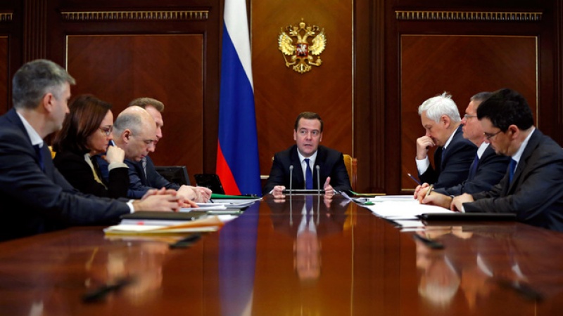 Медведев обсудил с депутатами пенсионную реформу