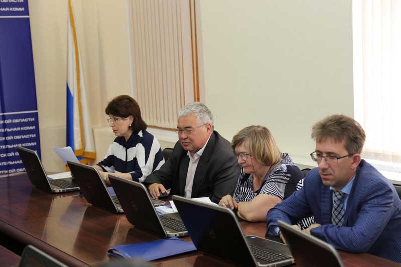 Заседание избирательной комиссии Иркутской области