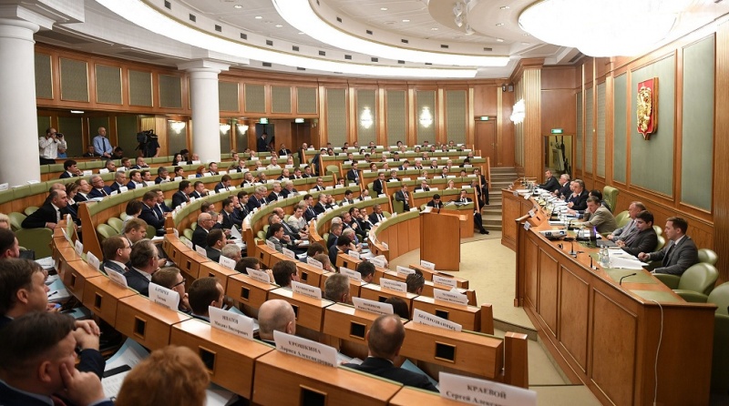 На заседании обсуждались подходы к распределению дотаций на выравнивание бюджетной обеспеченности субъектов России