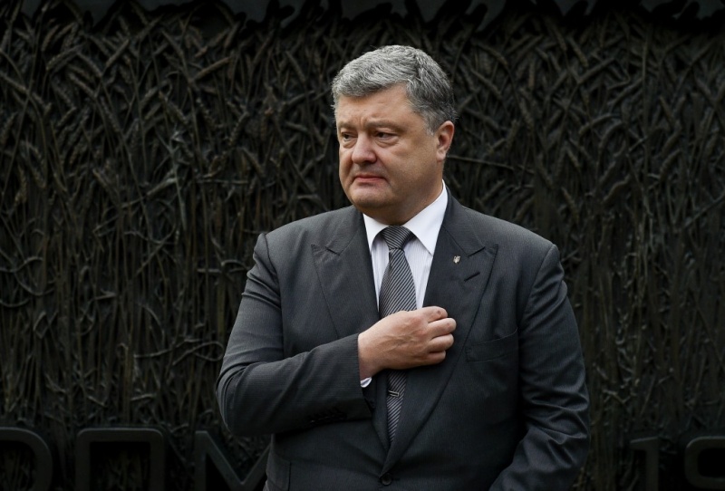 Порошенко и Меркель обсудили конфликт в Донбассе и освобождение Сенцова