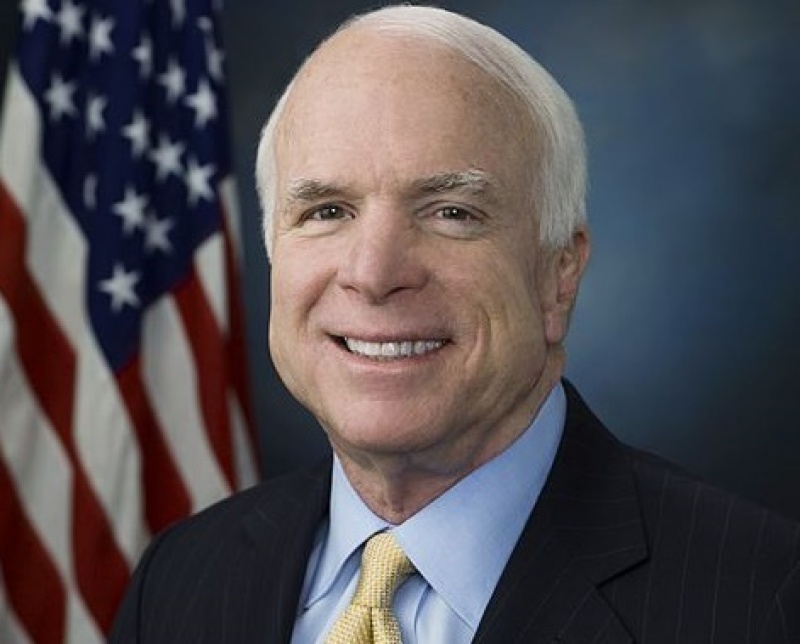 В прощальном послании сенатора Маккейна усмотрели критику Трампа