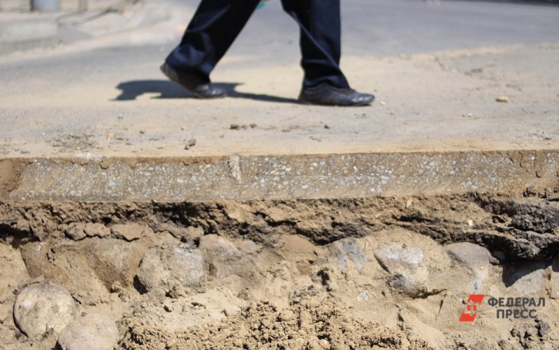 Малый: строительство цементобетонных дорог позволит эффективнее использовать средства