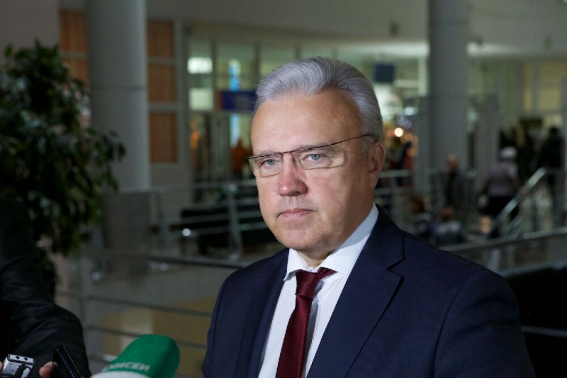 Александр Усс