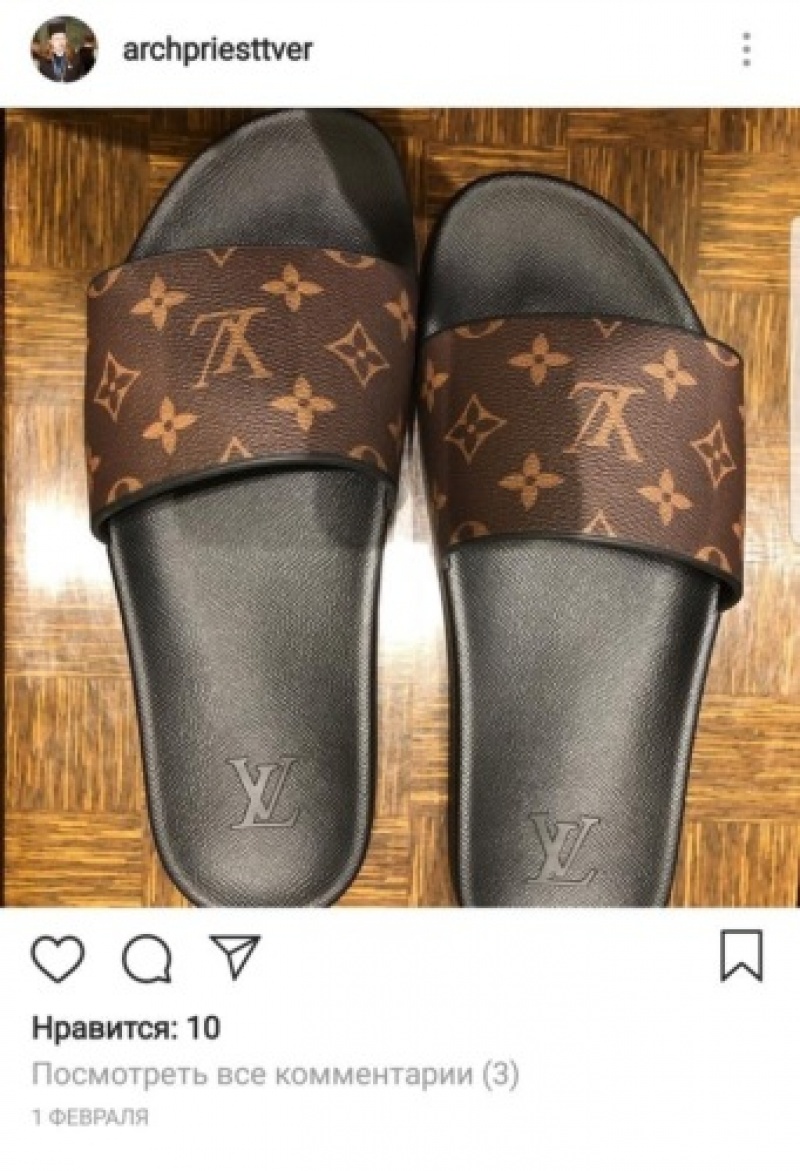 Аккаунт тверского священника с фото сумок Louis Vuitton и туфлей Gucci удалили