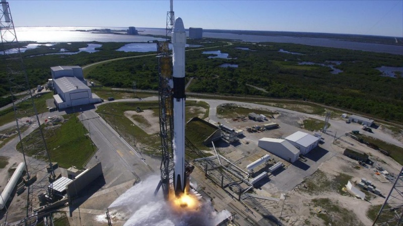 Многоразовая ступень ракеты Falcon 9 упала в океан при попытке посадки