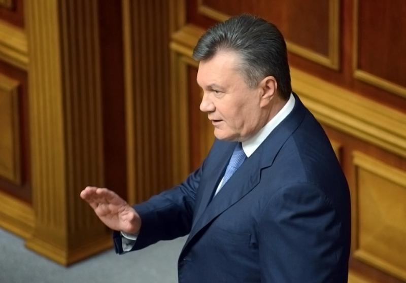 Решение суда Виктор Янукович узнает через третьих лиц
