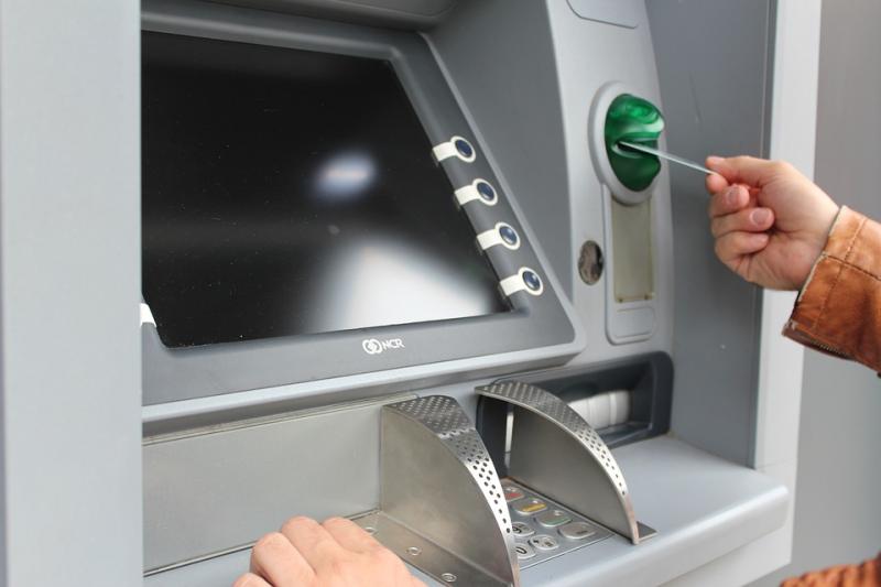 В Новгородской области грабители хотели подорвать банкомат