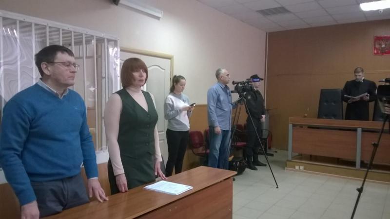 Сергей Чебыкин слушает приговор суда