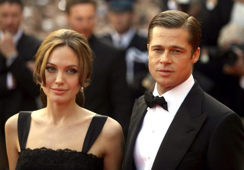 В 2016 году после 11 лет совместной жизни с Анджелиной Джоли, звездная пара развелась