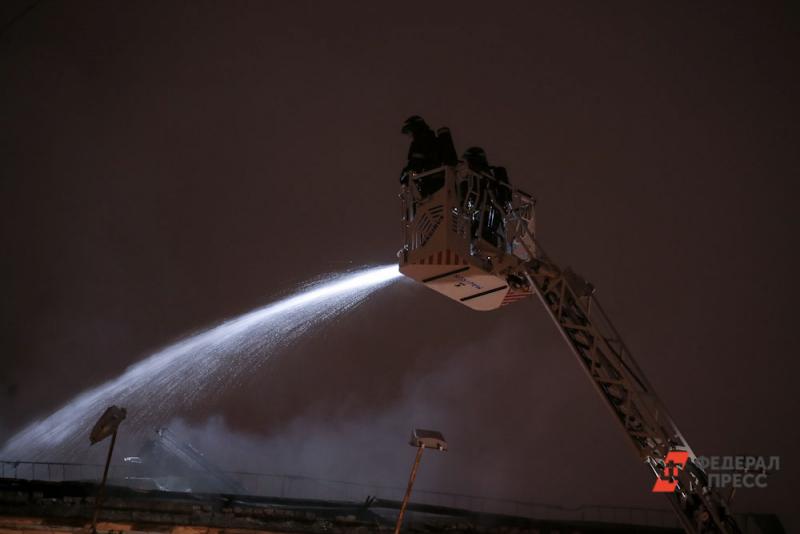 На территории Оренбургского завода промышленного цинкования случился пожар
