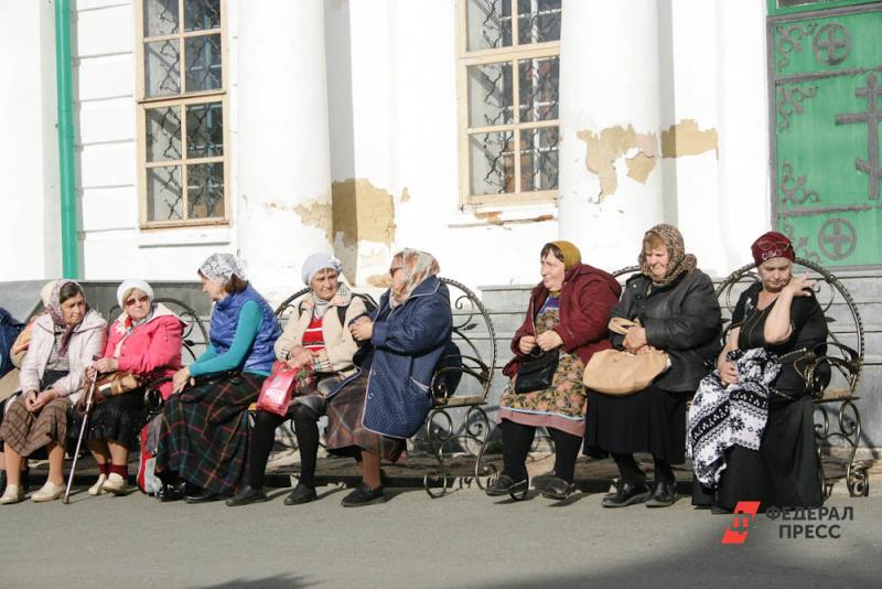 Партийцы отмечают, что чаще всего членами совета становятся пенсионеры