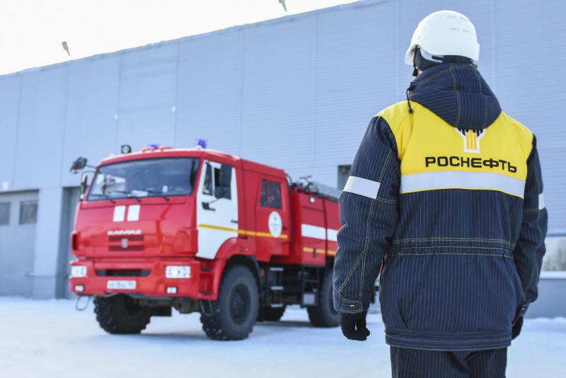 «РН-Юганскнефтегаз» закупил 15 пожарных машин